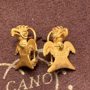 L.A. Cano. Pre-Colombian  art reproduction.